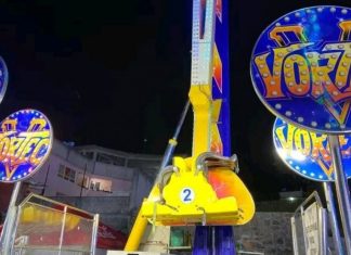 Fatal accidente en juego mecánico de feria en Puebla