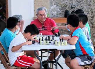El peso de la experiencia: el maestro Miguel, un mentor que comparte la cultura con Cansahcab