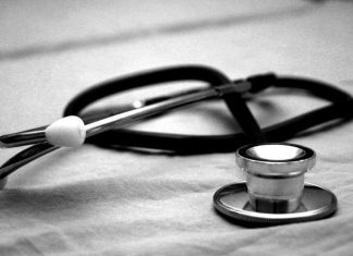 Ofrecen empleo en sector Salud con sueldo mensual de más de $50 mil