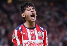 Santi Sandoval, el inesperado héroe de Chivas a quien su mamá aún lleva a entrenar (VIDEO)
