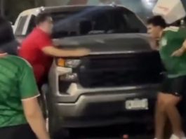 Arrollan a varias personas que celebraban triunfo de México en el Mundial (VIDEOS)