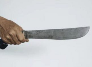 Dejan en prisión a sujeto que amenazó con un machete a su papá en Ticul