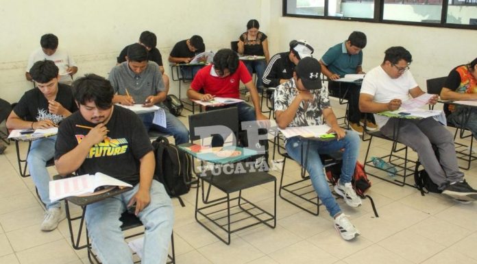 Amplían oferta universitaria fuera de Mérida