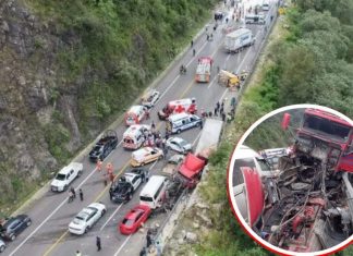 Terrorífico accidente en carretera de Chiapas: dos muertos y 10 heridos (VIDEO)