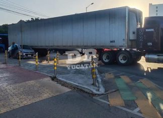 Tremenda colisión en plena glorieta del Siglo XXI